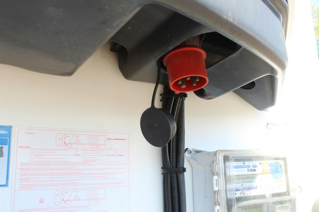 Lamberet CV 1550 Aluboden BPW TW FRC05.26 - Semirremolque frigorífico: foto 5 Lamberet CV 1550 Aluboden BPW TW FRC05.26 - Semirremolque frigorífico: foto 5