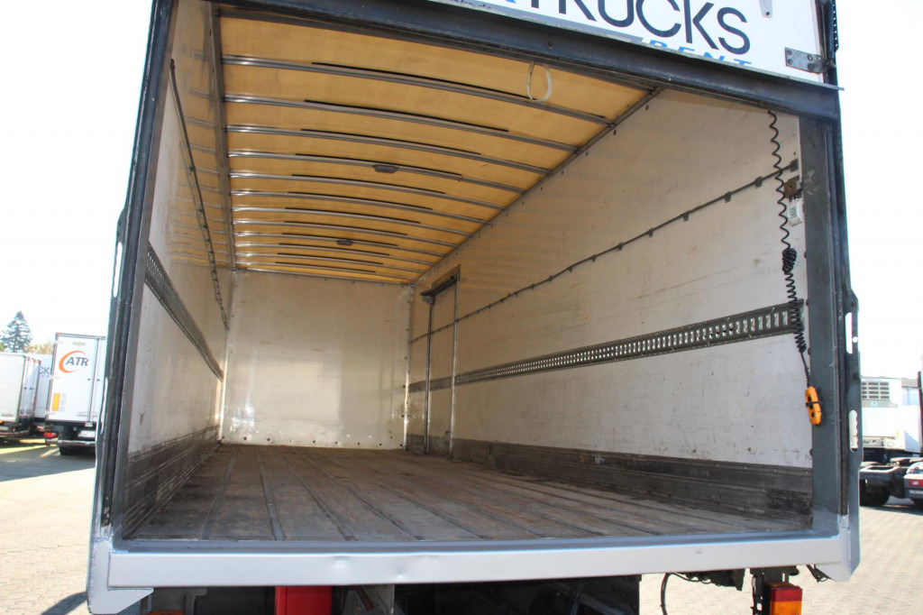 Renault D 280E6 Wide Koffer LBW nur 268Tkm! - Camión caja cerrada: foto 2 Renault D 280E6 Wide Koffer LBW nur 268Tkm! - Camión caja cerrada: foto 2