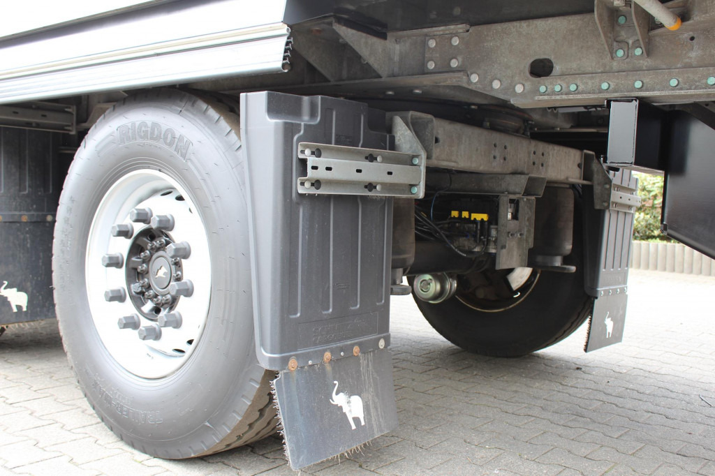 SCHMITZ Blumenbreite TW LBW Lenkachse Rent-Miete - Semirremolque frigorífico: foto 3 SCHMITZ Blumenbreite TW LBW Lenkachse Rent-Miete - Semirremolque frigorífico: foto 3