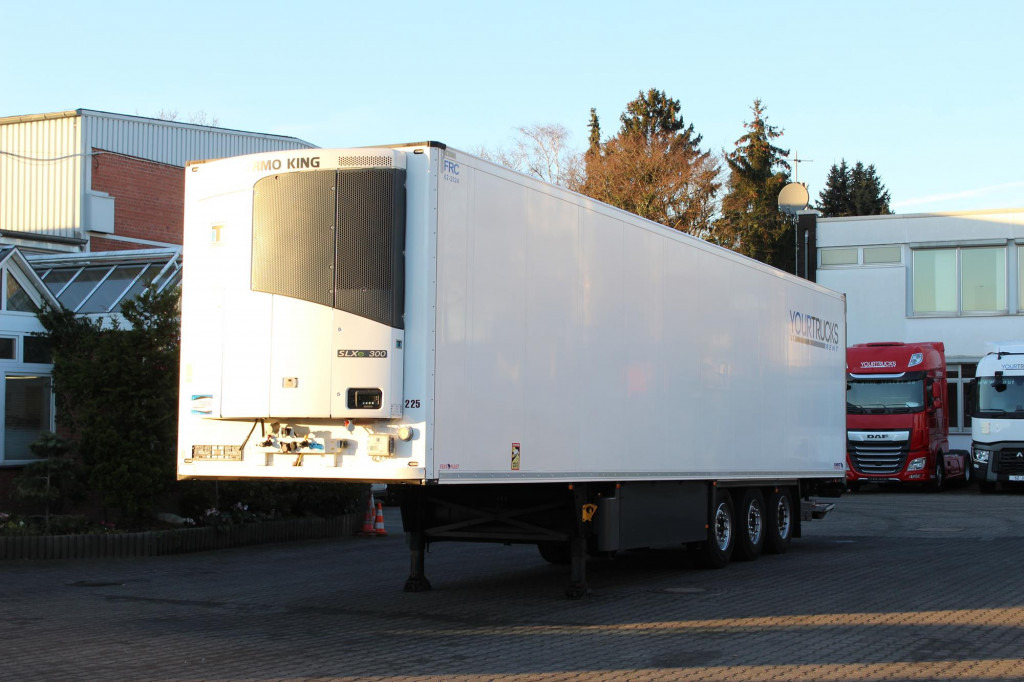 SCHMITZ TK SLXe 300 2,65m doppelstock Pal-kasten Blumen - Semirremolque frigorífico: foto 1 SCHMITZ TK SLXe 300 2,65m doppelstock Pal-kasten Blumen - Semirremolque frigorífico: foto 1