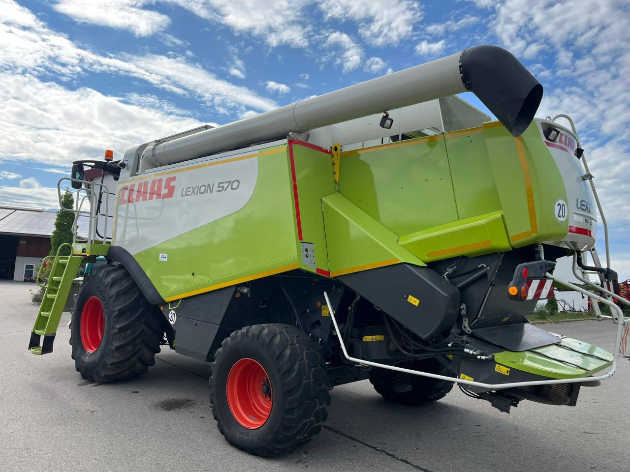 CLAAS Lexion 570, SW V750 mit Raps, Radialverteiler - Cosechadora de granos: foto 5 CLAAS Lexion 570, SW V750 mit Raps, Radialverteiler - Cosechadora de granos: foto 5