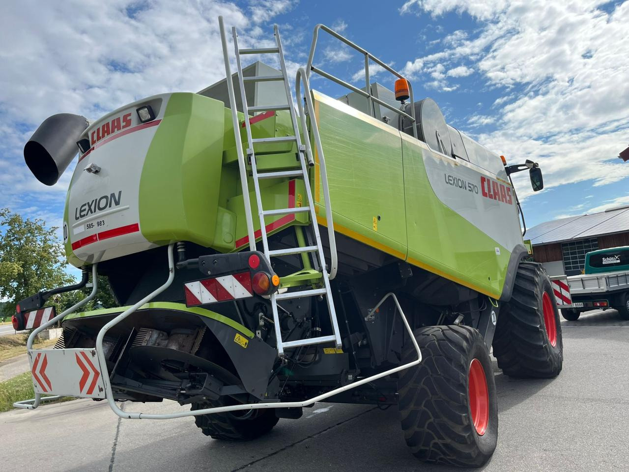 CLAAS Lexion 570, SW V750 mit Raps, Radialverteiler - Cosechadora de granos: foto 3 CLAAS Lexion 570, SW V750 mit Raps, Radialverteiler - Cosechadora de granos: foto 3