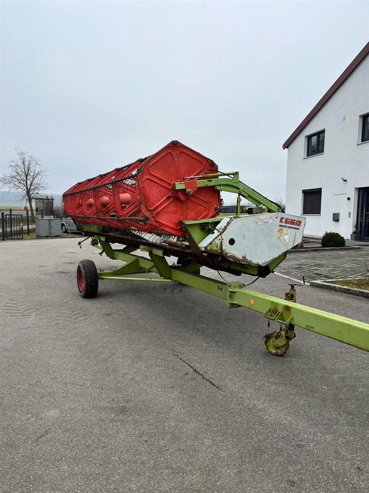 CLAAS Schneidwerk Claas C660 mit Autocontour, Transportwagen - Accesorios para cosechadoras de forraje: foto 5 CLAAS Schneidwerk Claas C660 mit Autocontour, Transportwagen - Accesorios para cosechadoras de forraje: foto 5