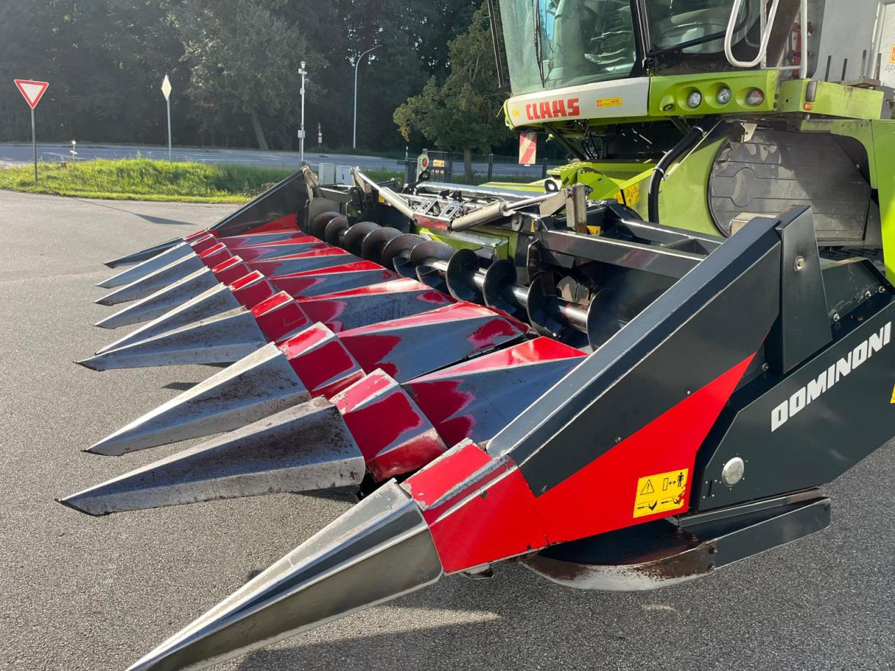 Dominoni Maispflücker SL968 8-reihig passend Claas Lexion - Accesorios para cosechadoras de forraje: foto 3 Dominoni Maispflücker SL968 8-reihig passend Claas Lexion - Accesorios para cosechadoras de forraje: foto 3