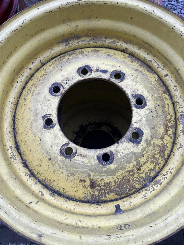 John Deere 15X24 / 8 Loch Felge - Llanta: foto 3 John Deere 15X24 / 8 Loch Felge - Llanta: foto 3