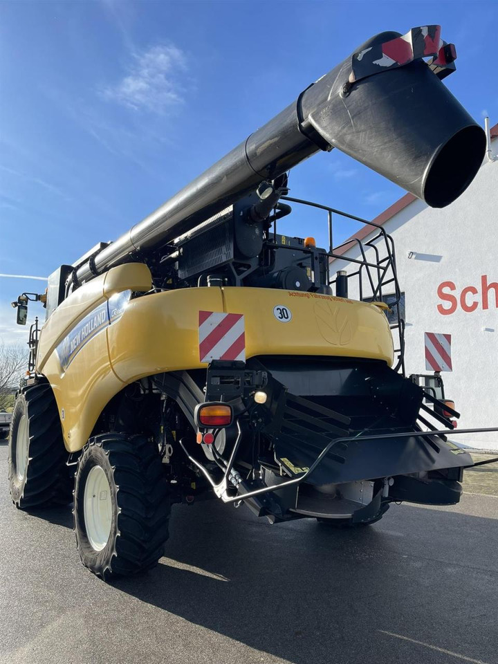 New Holland CR9080 Elevation Allrad - Cosechadora de granos: foto 4 New Holland CR9080 Elevation Allrad - Cosechadora de granos: foto 4