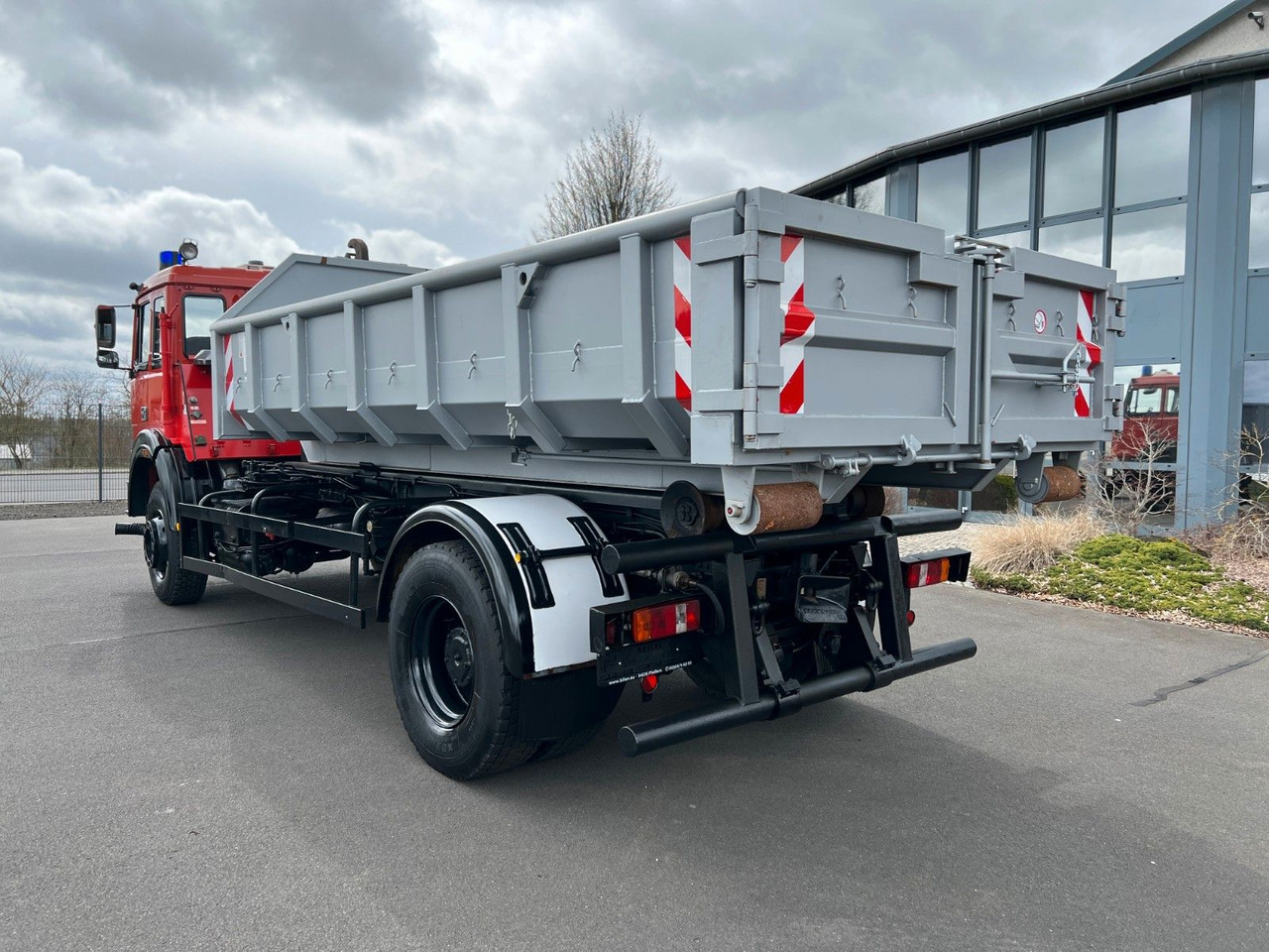 Iveco Magirus Turbo 160-30 AH - Oldtimer- V 8 - Motor Iveco Magirus Turbo 160-30 AH - Oldtimer- V 8 - Motor - Camión multibasculante: foto 5 Iveco Magirus Turbo 160-30 AH - Oldtimer- V 8 - Motor Iveco Magirus Turbo 160-30 AH - Oldtimer- V 8 - Motor - Camión multibasculante: foto 5