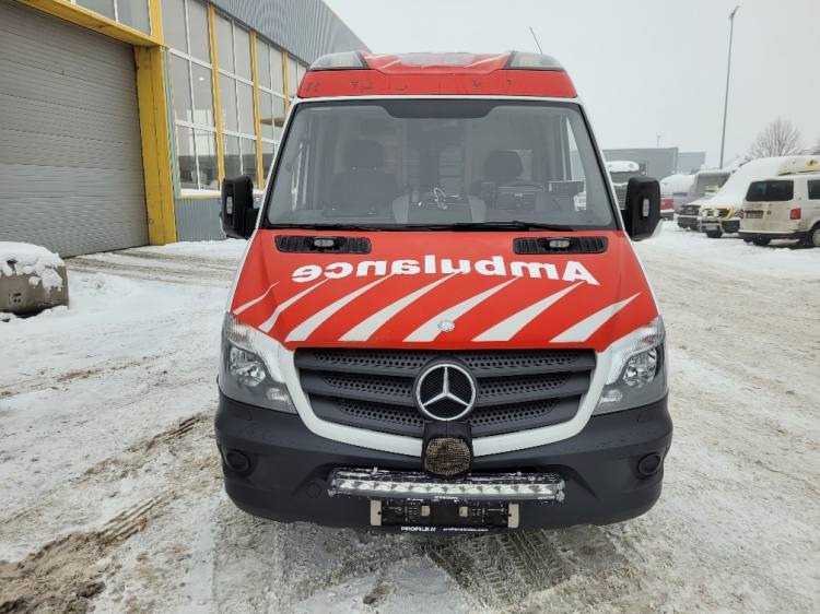 MERCEDES – BENZ SPRINTER 3.0D AMBULANCE (PROFILE) KLIMA 7.2015 EURO 6 - Ambulancia: foto 3 MERCEDES – BENZ SPRINTER 3.0D AMBULANCE (PROFILE) KLIMA 7.2015 EURO 6 - Ambulancia: foto 3