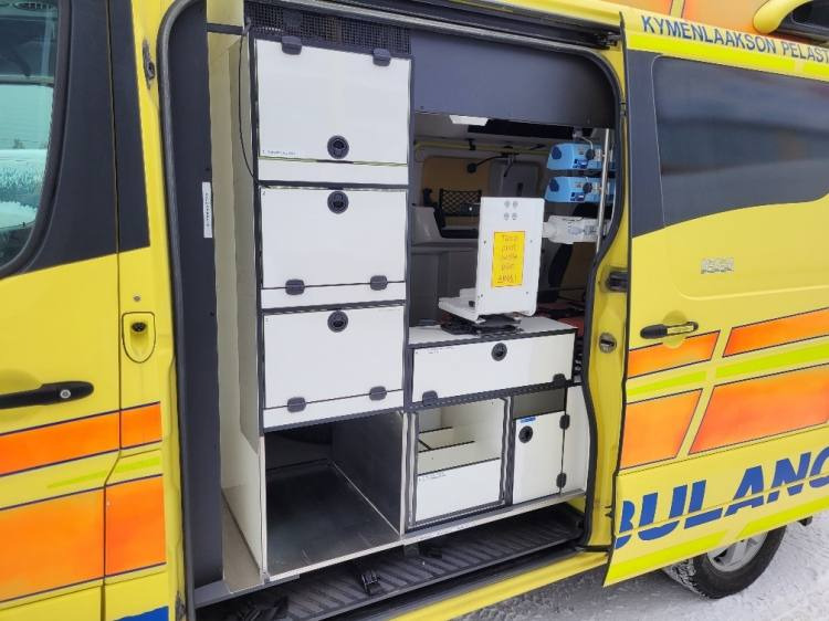 Leasing de MERCEDES – BENZ SPRINTER 3.0D AMBULANCE (TAMLANS) KLIMA, 11.2016, EURO 6  MERCEDES – BENZ SPRINTER 3.0D AMBULANCE (TAMLANS) KLIMA, 11.2016, EURO 6: foto 8