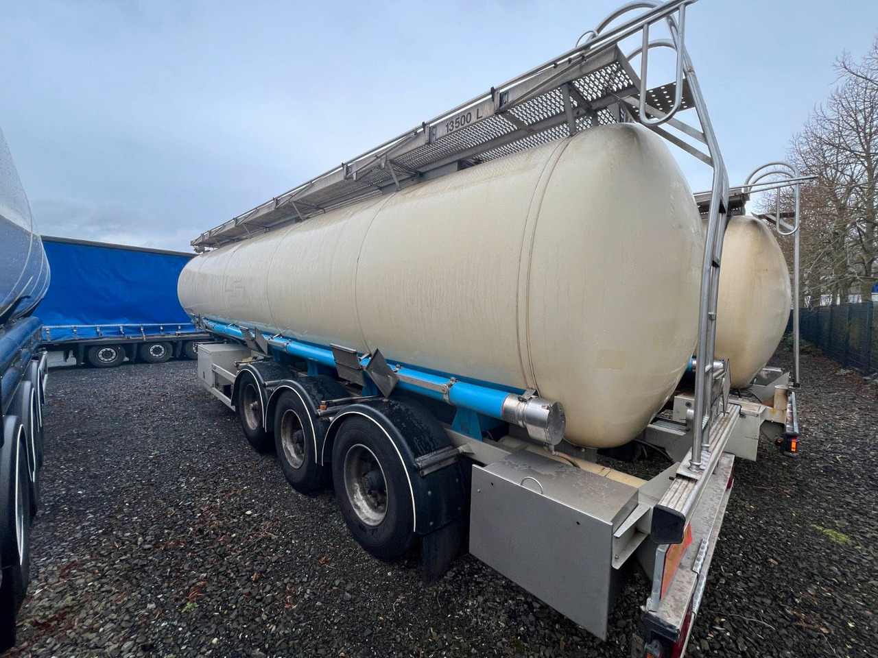 Lag 32000 l Lebensmitteltank mit 3 Kammern, ADR - Semirremolque cisterna: foto 5 Lag 32000 l Lebensmitteltank mit 3 Kammern, ADR - Semirremolque cisterna: foto 5