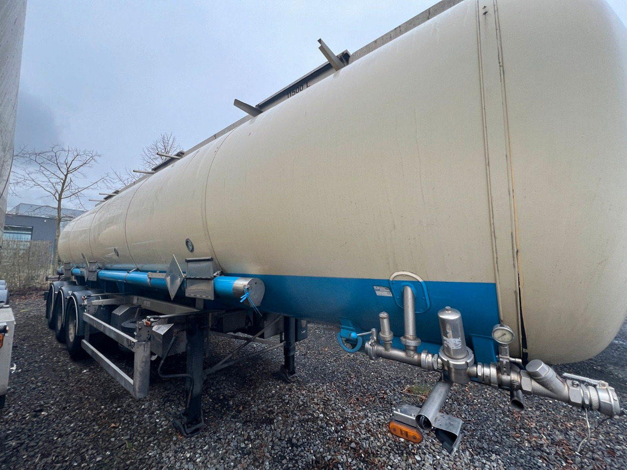 Lag 32000 l Lebensmitteltank mit 3 Kammern, ADR - Semirremolque cisterna: foto 2 Lag 32000 l Lebensmitteltank mit 3 Kammern, ADR - Semirremolque cisterna: foto 2