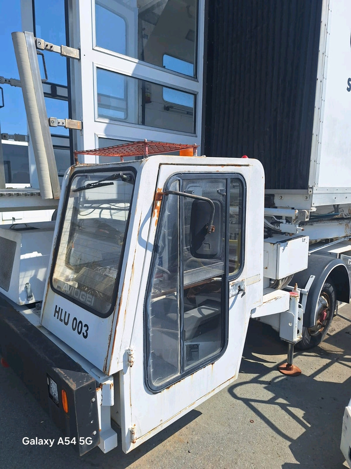 Aviogei EAU1000 - Ambulift: foto 3 Aviogei EAU1000 - Ambulift: foto 3