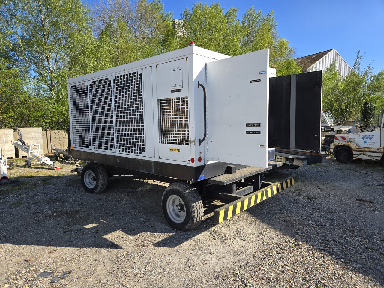 Trielectron Air conditioning ACU-5080DE - Equipo de apoyo en tierra: foto 1 Trielectron Air conditioning ACU-5080DE - Equipo de apoyo en tierra: foto 1