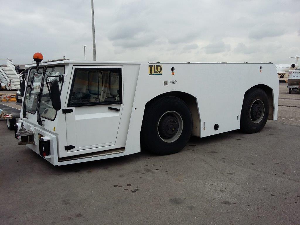 Pushback TLD TMX400-27 - Remolcador de aviones: foto 1 Pushback TLD TMX400-27 - Remolcador de aviones: foto 1