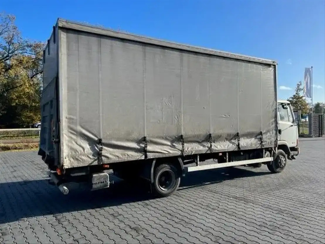 DAF LF 45.160 FA45.160 - Camión lona: foto 3 DAF LF 45.160 FA45.160 - Camión lona: foto 3