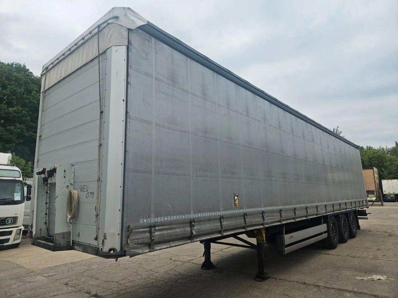 Schmitz Cargobull SCB S3T Standard 3 units! Lifting Axle A&C, XL C - Semirremolque lona: foto 2 Schmitz Cargobull SCB S3T Standard 3 units! Lifting Axle A&C, XL C - Semirremolque lona: foto 2