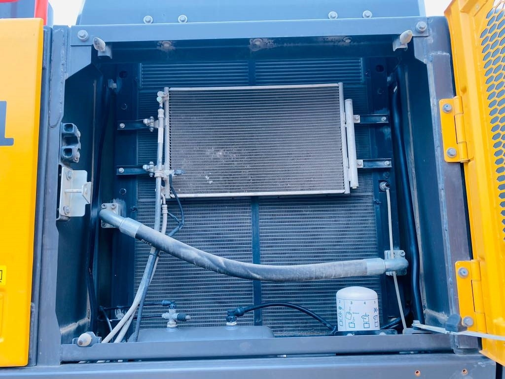 Excavadora de cadenas Volvo ec350el: foto 10