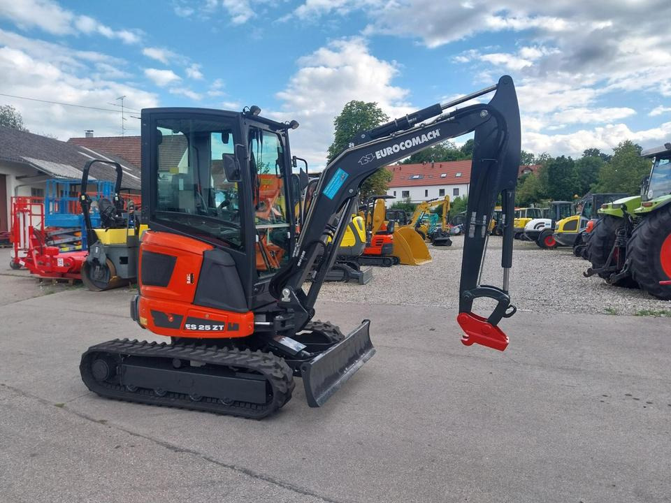 Eurocomach 25 Minibagger Kubota Bagger Kettenbagger - Miniexcavadora: foto 3 Eurocomach 25 Minibagger Kubota Bagger Kettenbagger - Miniexcavadora: foto 3