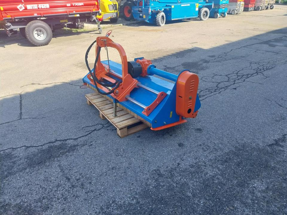 Mulcher Schlegelmulcher Stark KMH 175 hydr. Seitenverschub - Desbrozadora de martillos: foto 2 Mulcher Schlegelmulcher Stark KMH 175 hydr. Seitenverschub - Desbrozadora de martillos: foto 2