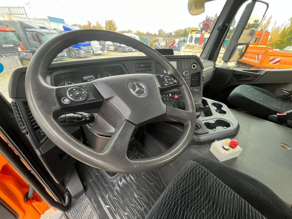 Camión MERCEDES-BENZ Arocs 3236 8x4 Betonmischer Deutsch Top AP Achsen: foto 7