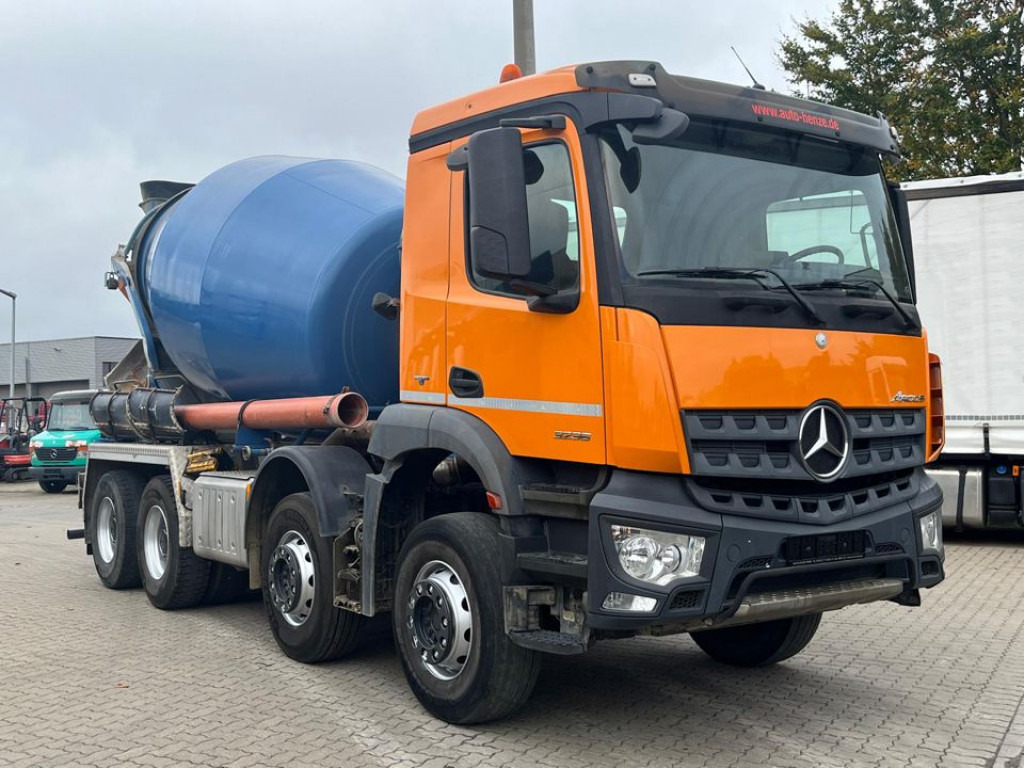 MERCEDES-BENZ Arocs 3236 8x4 Betonmischer Deutsch Top AP Achsen - Camión: foto 4 MERCEDES-BENZ Arocs 3236 8x4 Betonmischer Deutsch Top AP Achsen - Camión: foto 4