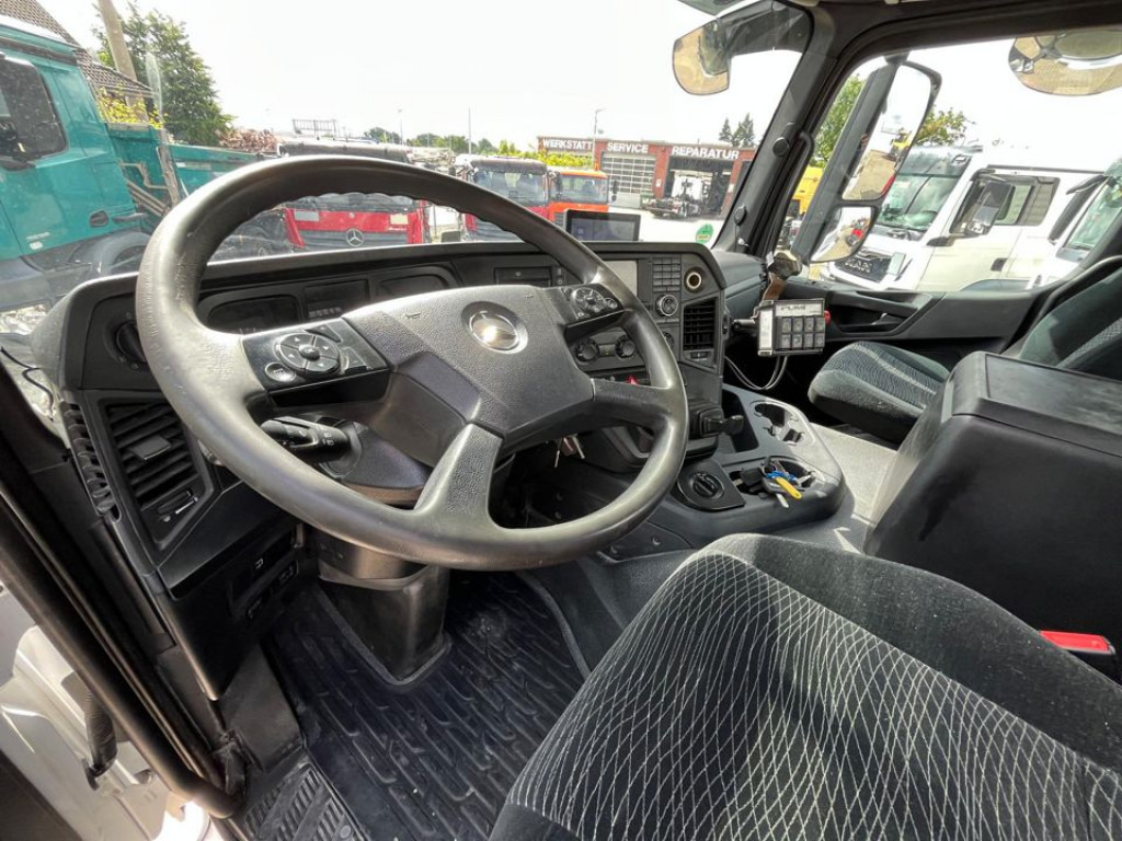 Camión MERCEDES-BENZ Arocs 3240 B 8x4 Betonmischer Deutsch Top AP Achsen: foto 10