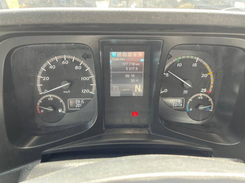 Camión MERCEDES-BENZ Arocs 3240 B 8x4 Betonmischer Deutsch Top AP Achsen: foto 11