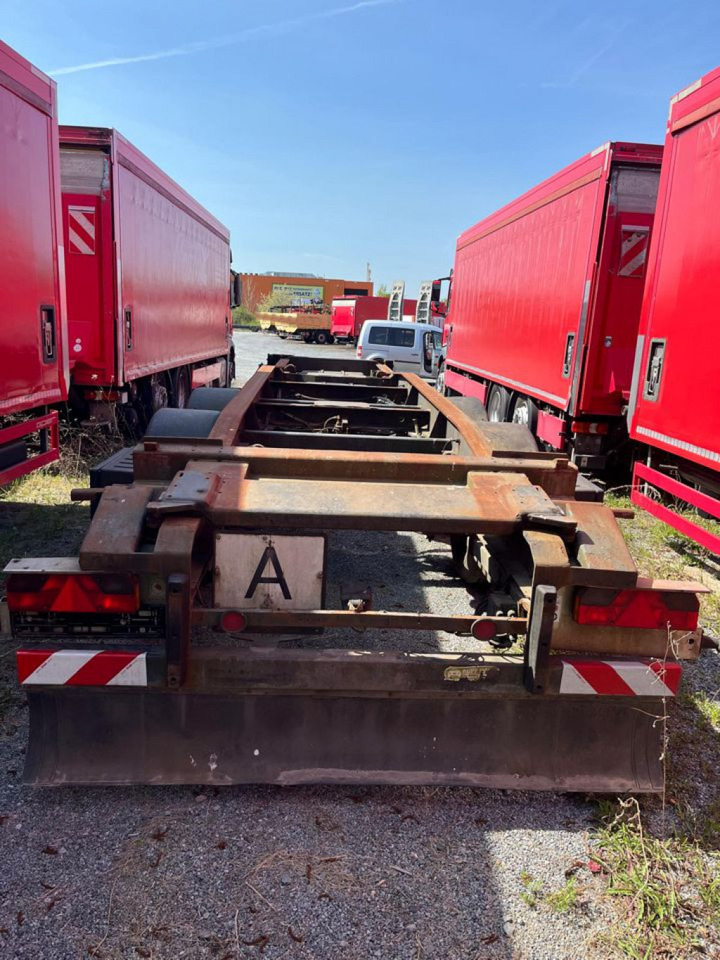 HUEFFERMANN Tandemanhänger HTS 1877 Containeranhänger - Remolque multilift/ Portacontenedores de cadenas: foto 5 HUEFFERMANN Tandemanhänger HTS 1877 Containeranhänger - Remolque multilift/ Portacontenedores de cadenas: foto 5