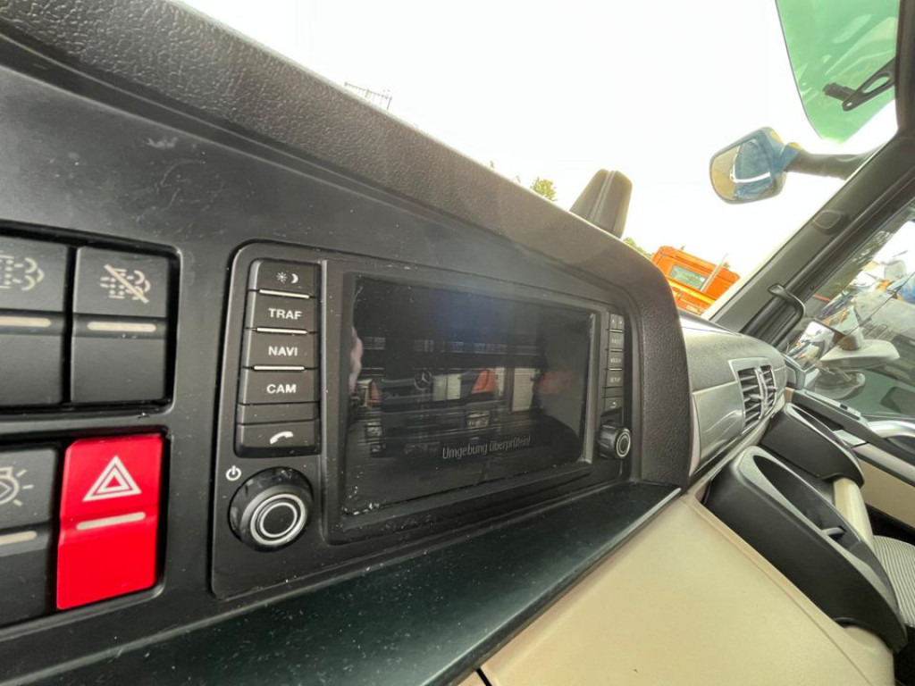 MAN TG-X 26.460 6x2-2 BL Pritsche Kran PK 24.001 Funk Lenk - Camión caja abierta, Camión grúa: foto 5 MAN TG-X 26.460 6x2-2 BL Pritsche Kran PK 24.001 Funk Lenk - Camión caja abierta, Camión grúa: foto 5