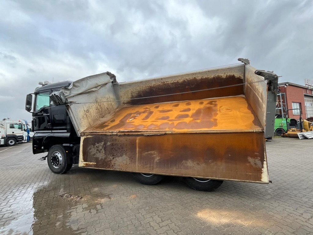 MAN TG-X 3-Achs Kipper 26.430 6x4 Bordmatik nur 73 tKm - Camión volquete: foto 3 MAN TG-X 3-Achs Kipper 26.430 6x4 Bordmatik nur 73 tKm - Camión volquete: foto 3