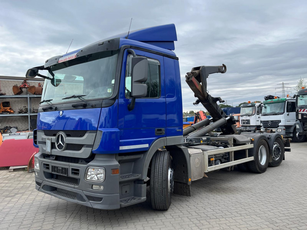 MERCEDES-BENZ Actros 2541 L6x2 Abrollkipper Meiller Schub+Knick - Camión multibasculante: foto 1 MERCEDES-BENZ Actros 2541 L6x2 Abrollkipper Meiller Schub+Knick - Camión multibasculante: foto 1