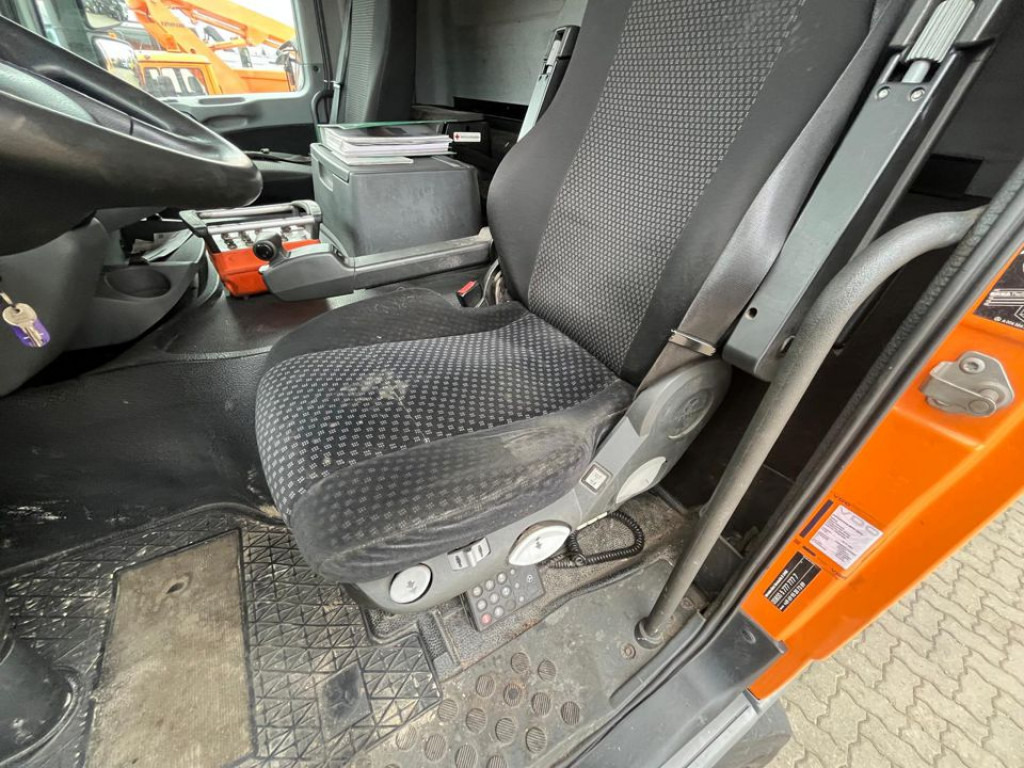 MERCEDES-BENZ Actros 2546 L 6x2 Saug + Spülwagen super Zustand ADR - Limpieza de alcantarillado: foto 3 MERCEDES-BENZ Actros 2546 L 6x2 Saug + Spülwagen super Zustand ADR - Limpieza de alcantarillado: foto 3