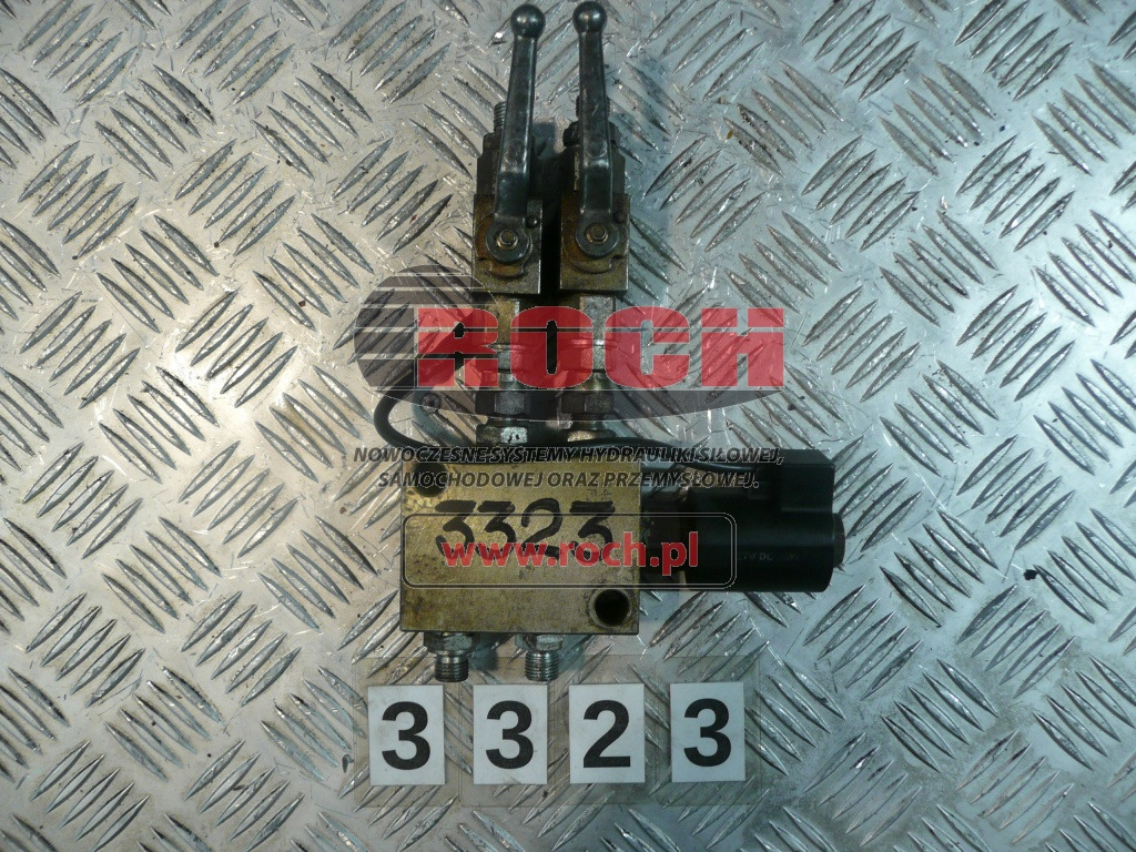 34EA-31720 7F28 148 - 1 SEKCYJNY + 27VDC 26W + HYDAC KHB-61/4 1112 PN500 BAR - Válvula hidráulica: foto 1 34EA-31720 7F28 148 - 1 SEKCYJNY + 27VDC 26W + HYDAC KHB-61/4 1112 PN500 BAR - Válvula hidráulica: foto 1