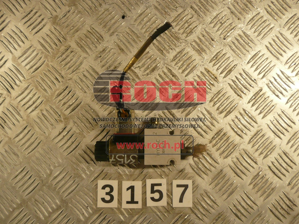 HYDAC 3011423 + CEWKA - Válvula hidráulica: foto 1 HYDAC 3011423 + CEWKA - Válvula hidráulica: foto 1