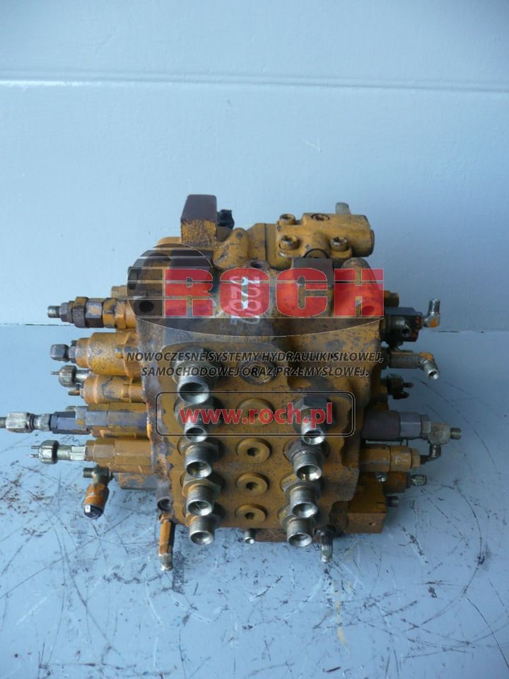 ROZDZIELACZ DO HYUNDAI ROBEX 130-3 - 7 SEKCYJNY - Válvula hidráulica: foto 1 ROZDZIELACZ DO HYUNDAI ROBEX 130-3 - 7 SEKCYJNY - Válvula hidráulica: foto 1
