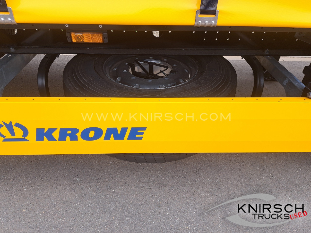 KRONE Profi Liner SDP 27  XL, Getränke, Daimler 9.5 - Remolque con toldo: foto 3 KRONE Profi Liner SDP 27  XL, Getränke, Daimler 9.5 - Remolque con toldo: foto 3