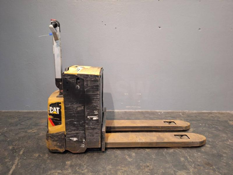 Caterpillar NPP20N2E - Transpaleta: foto 5 Caterpillar NPP20N2E - Transpaleta: foto 5