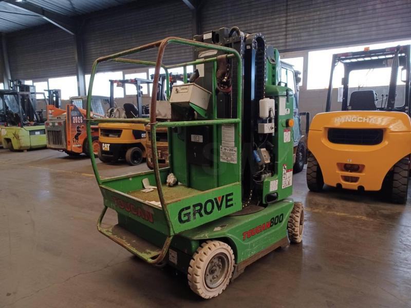 JLG JLG TOUCAN 800 - Plataforma de mástil vertical: foto 1 JLG JLG TOUCAN 800 - Plataforma de mástil vertical: foto 1