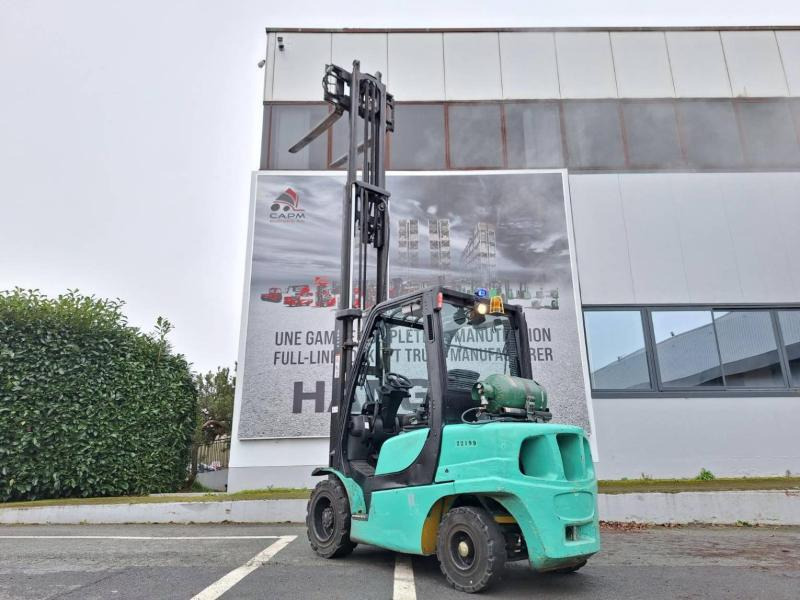 Carretilla elevadora de gas Yale GLP35VX: foto 11