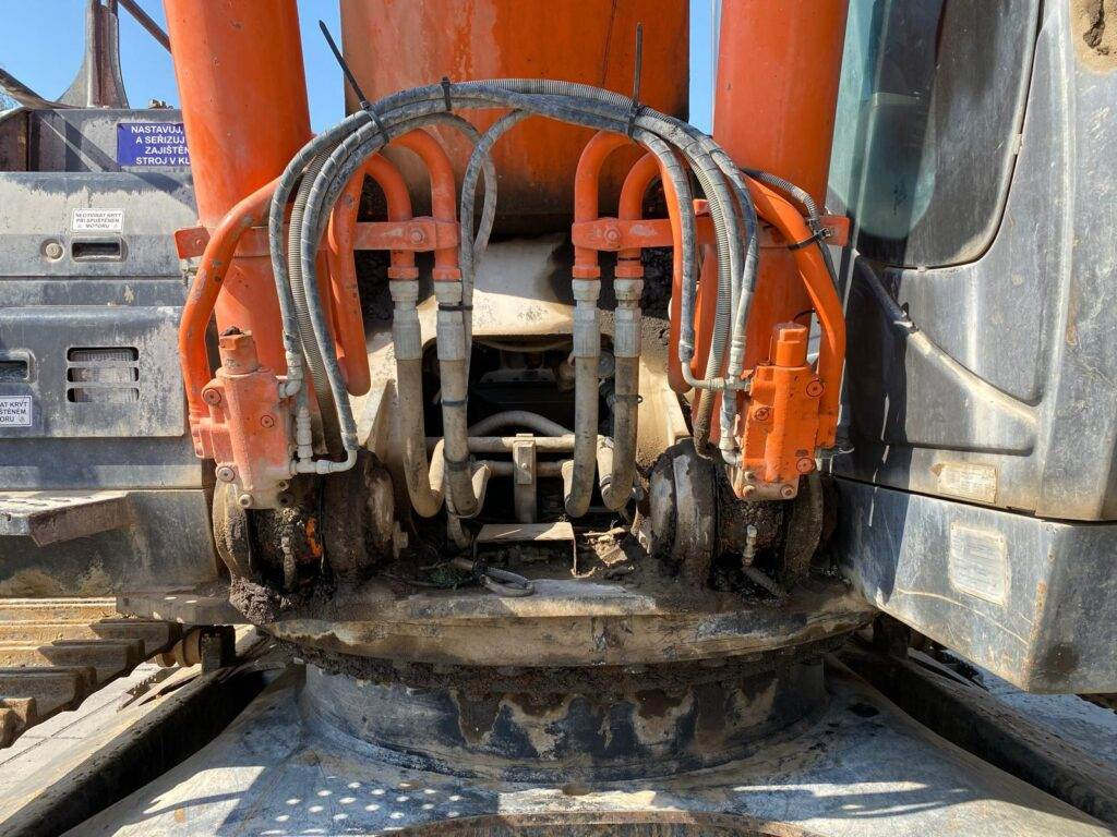 Hitachi ZX350LC-6 - Excavadora de cadenas: foto 5 Hitachi ZX350LC-6 - Excavadora de cadenas: foto 5