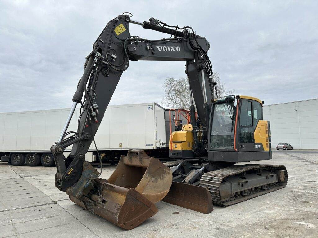 Volvo ECR235EL - Excavadora de cadenas: foto 4 Volvo ECR235EL - Excavadora de cadenas: foto 4