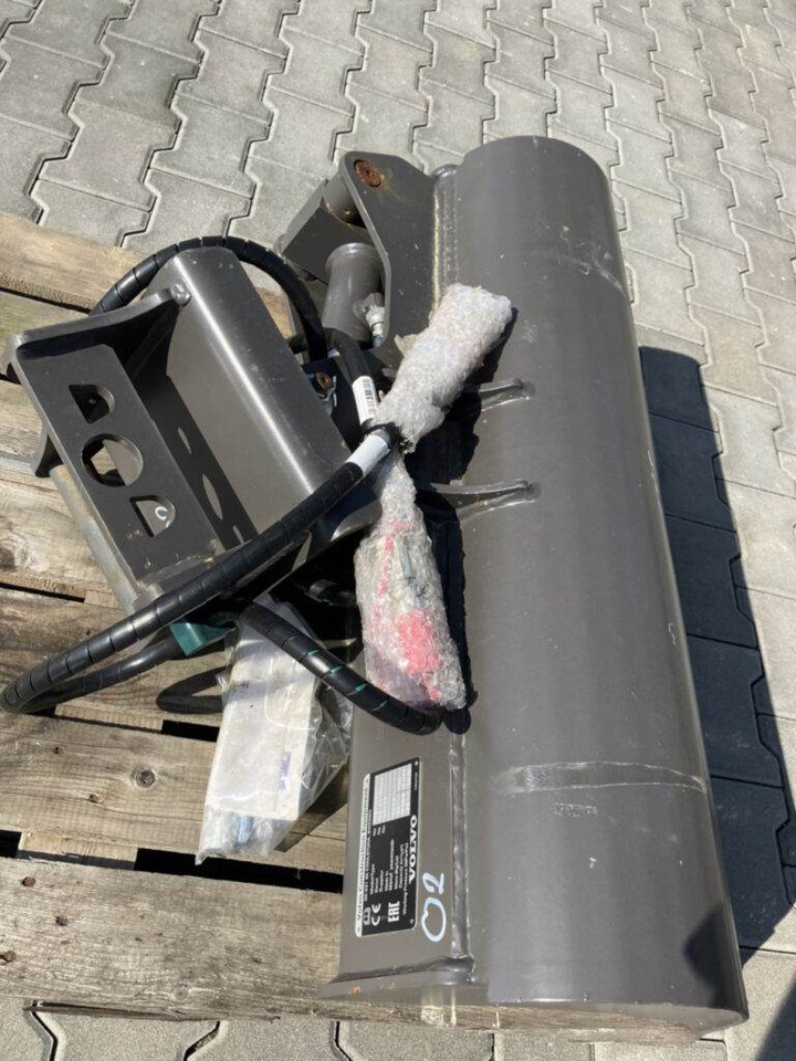 Volvo Löffelset inkl. Schnellwechsler für EC18 - Retroexcavadora: foto 4 Volvo Löffelset inkl. Schnellwechsler für EC18 - Retroexcavadora: foto 4