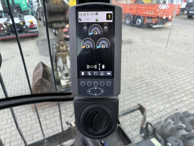 CAT M318D Mobilbagger *9.235 h *Schnellw. *Greifer - Excavadora de ruedas: foto 3 CAT M318D Mobilbagger *9.235 h *Schnellw. *Greifer - Excavadora de ruedas: foto 3