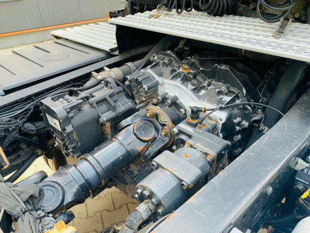 MAN TGS 18.510 4x4 SZM - Kipphyd. Blatt Luft Pritard - Cabeza tractora: foto 3 MAN TGS 18.510 4x4 SZM - Kipphyd. Blatt Luft Pritard - Cabeza tractora: foto 3