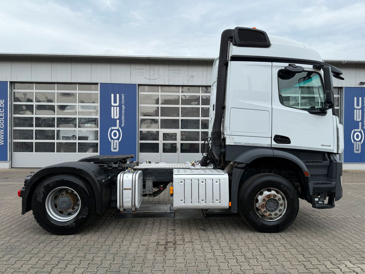 Mercedes-Benz Actros 1843 Sattelzugmaschine 4x2 Kipph. - Cabeza tractora: foto 2 Mercedes-Benz Actros 1843 Sattelzugmaschine 4x2 Kipph. - Cabeza tractora: foto 2