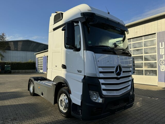 Mercedes-Benz Actros 1845 SZM 4x2 Streamspace *Retarder - Cabeza tractora: foto 1 Mercedes-Benz Actros 1845 SZM 4x2 Streamspace *Retarder - Cabeza tractora: foto 1