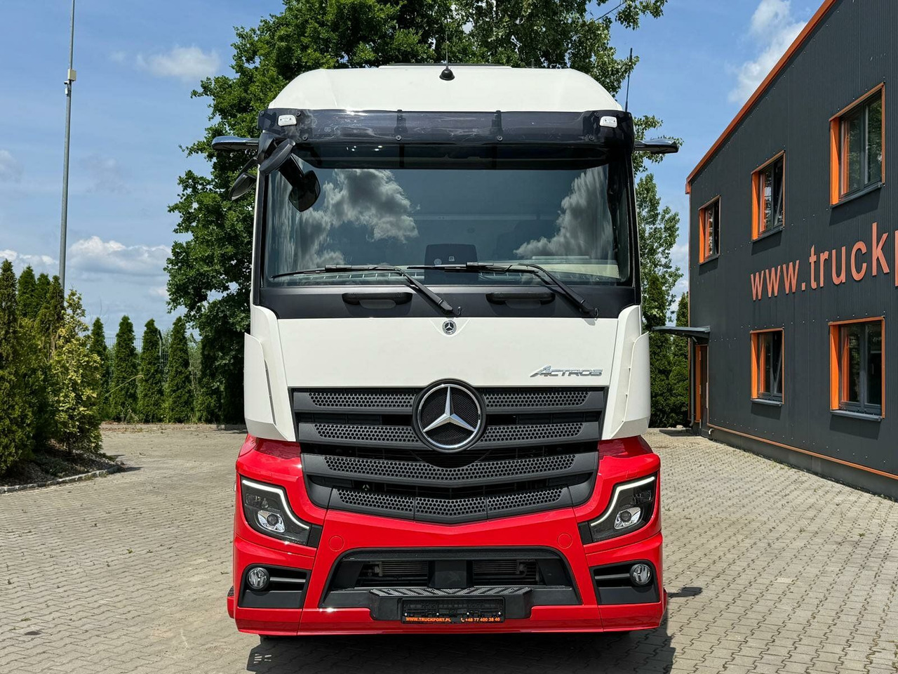 Mercedes-Benz Actros 1846 Euro 6 SZM Retarder - Cabeza tractora: foto 3 Mercedes-Benz Actros 1846 Euro 6 SZM Retarder - Cabeza tractora: foto 3