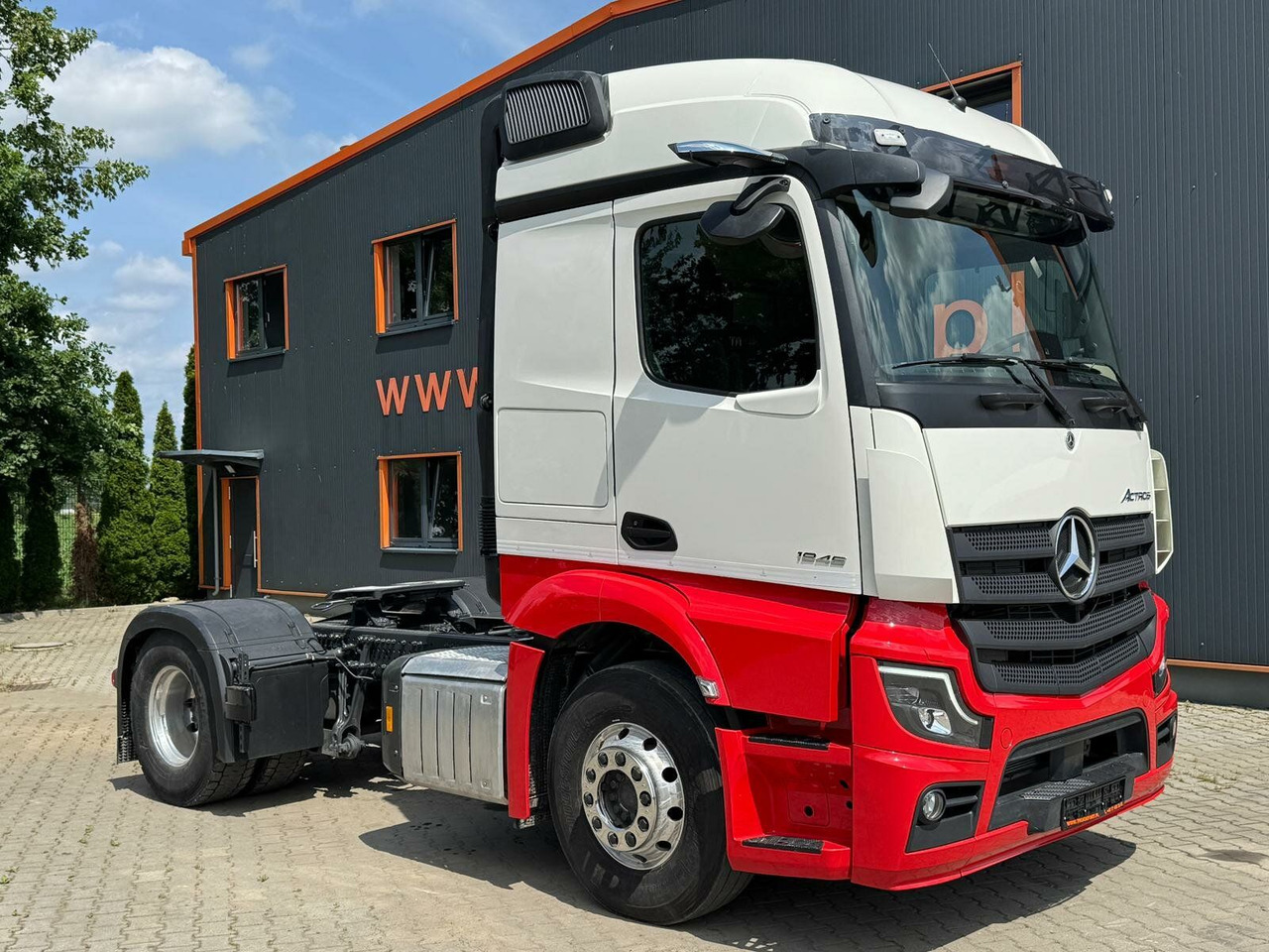 Mercedes-Benz Actros 1846 Euro 6 SZM Retarder - Cabeza tractora: foto 1 Mercedes-Benz Actros 1846 Euro 6 SZM Retarder - Cabeza tractora: foto 1