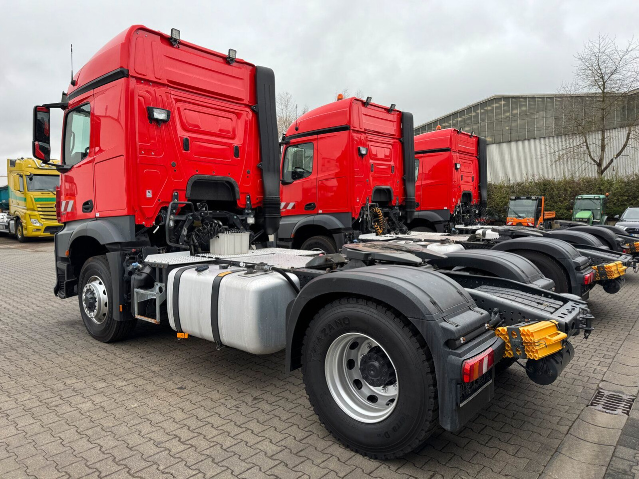 Mercedes-Benz Arocs 1845 LS 4x4 HAD *Kipphyd. Euro6 Blatt/Luft - Cabeza tractora: foto 5 Mercedes-Benz Arocs 1845 LS 4x4 HAD *Kipphyd. Euro6 Blatt/Luft - Cabeza tractora: foto 5