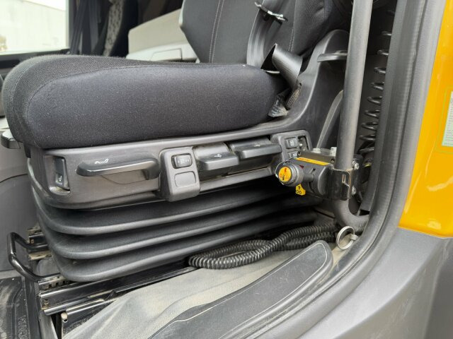 Scania G450 XT 4x4 Euro 6 SZM Kipphydraulik Blatt/ Luft - Cabeza tractora: foto 5 Scania G450 XT 4x4 Euro 6 SZM Kipphydraulik Blatt/ Luft - Cabeza tractora: foto 5